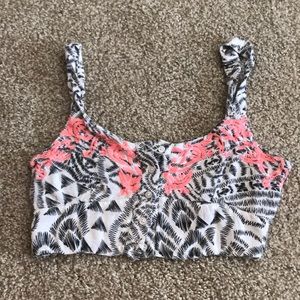 aztec pattern crop top